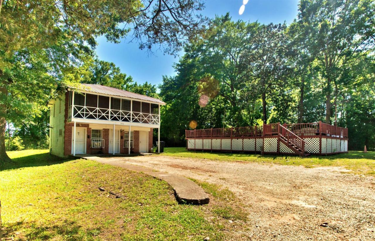 Historic Hill Apt1 Tuskegee Exterior photo